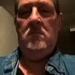 Meet your Posher, Larry